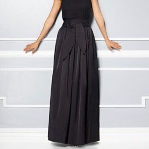 Gorgeous Eva Mendes Full Length Maxi Skirt